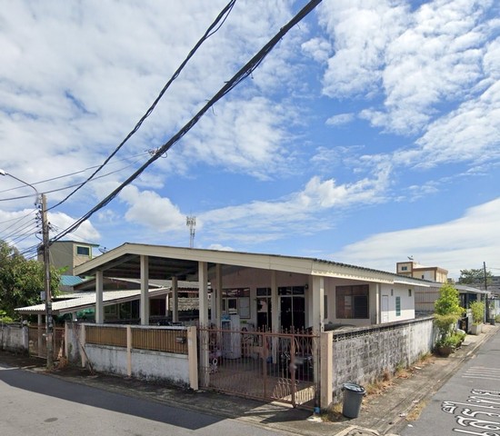 ขายบ้านเดี่ยว ชั้นเดียว ทำเลกลางเมือง หมู่บ้านสุวธานี ซอยเสรีไทย 61 แยก 7