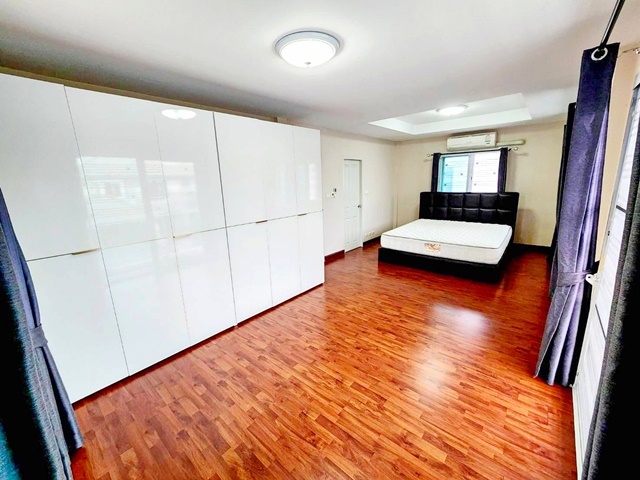 บ้าน ชวนชื่น พาร์ค กาญจนา-บางใหญ่ 4 ห้องนอน พท. 43 ตาราง.วา 0 Ngan 0 Rai 3700000 - ไม่ไกลจาก - ราคาถูก นนทบุรี   