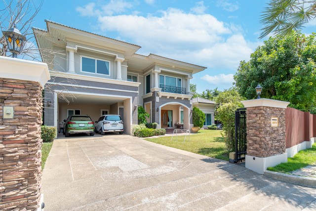 บ้าน ลัดดารมย์ อิลิเเกนซ์ วงแหวน สาทร 5Bedroom5BATHROOM 83 ตร.ว. 1 ngan 0 ไร่ 24900000 THB ใกล้ - BIG SALE!! บ้านแปลงมุม ต้นโครงการ พร้อมเข้าอยู่