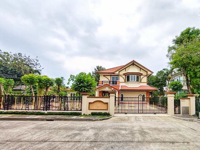 บ้าน ลัดดารมย์ วัชรพล 11900000 BAHT. 3BEDROOM3BR ขนาด 121 ตร.ว. ใกล้ - ราคานี้คุ้มยิ่งกว่าคุ้ม