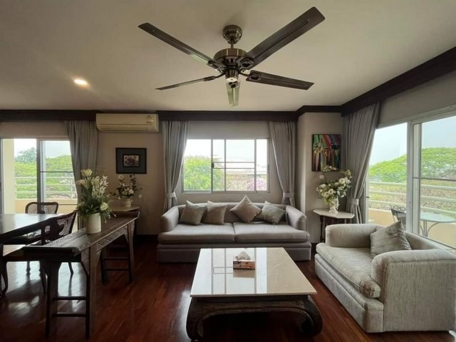 ฟลอรัล คอนโด ห้องขนาดใหญ่ ทำเลกลางเมืองเชียงใหม่