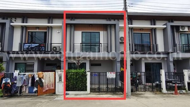 รหัสทรัพย์  5373ทาวน์เฮ้าส์ เนเชอร่า เทรนด์ รัตนาธิเบศร์ - ราชพฤกษ์ที่ตั้ง  11 ซอยบางเลน 21 ตำบลบางเลน อำเภอบางใหญ่ จังหวัดนนทบุรี 11140รายละเอียดทรัพย์- ทาวน์เฮ้าส์ 2 ชั้น, ขนาดพื้นที่  16 ตารางวา, พื้นที่ใช้สอย 95  ตารางเมตร- 3 ห้องนอน 2 ห้องน้ำ 1 ห้องรับแขก, 1 ห้องครัว 1 ที่จอดรถ  - พื้นชั้นล่างกระเบื้อง แกรนิตโต้, พื้นชั้นบนลามิเนต- ปั๊มน้ำ แทงค์น้ำ- เห