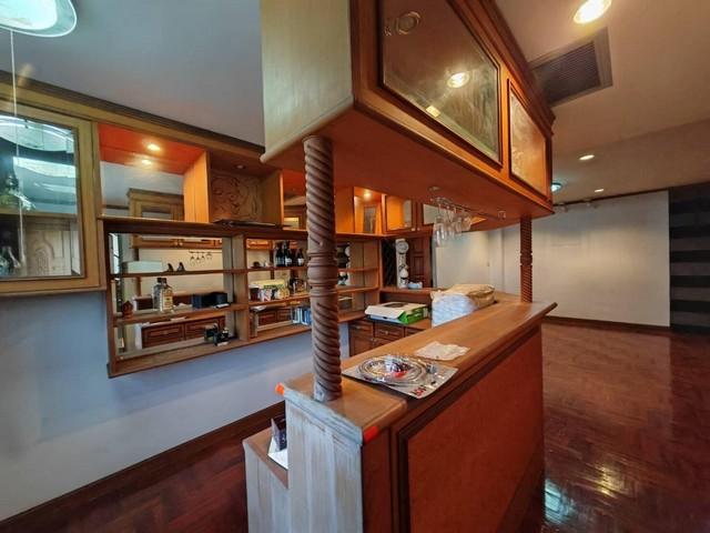 EPL-HS1290 ขายบ้านเดี่ยว 3.5 ชั้น  รามอินทราชอย77 แยก 6 ใกล้รถไฟฟ้าสถานีคู้บอน เนื้อที่ 178 ตารางวา พื้นที่ใช้สอย : 660 ตารางเมตร