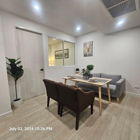 ให้เช่าคอนโด The Room 21 กลางอโศกติดกับโรงเรียนวัฒนา ขนาด 36.5 ตร.ม. ชั้น 5 (ห้องรีโนเวทใหม่) วิวสวนโรงเรียนวัฒนา