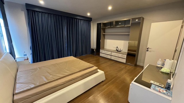 ให้เช่าบ้านหรู ติดสวน ติด Clubhouse  4 ห้องนอน 5 ห้องน้ำ ซอยพัฒนาการ 87