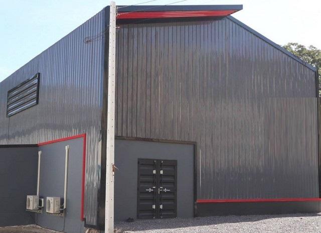 ให้เช่าโกดังออฟฟิศ รามคำแหง 74 หัวหมาก บางกะปิ ขนาดพื้นที่ 300 ตร.ม ห้องน้ำ 2 ห้อง ระบบไฟฟ้า​ 3​ เฟส​ มีพื้นที่จอดรถแยกต่างหาก