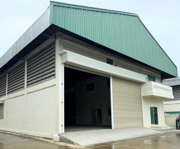 ให้เช่าโกดัง-โรงงาน  ​ถนนตำหรุ-บางพลี พื้นที่ 750 ตร.ม. ที่ดิน 200 ตารางวา​ พร้อมสำนักงาน 2 ชั้น​ โครงการสุวรรณบุตร