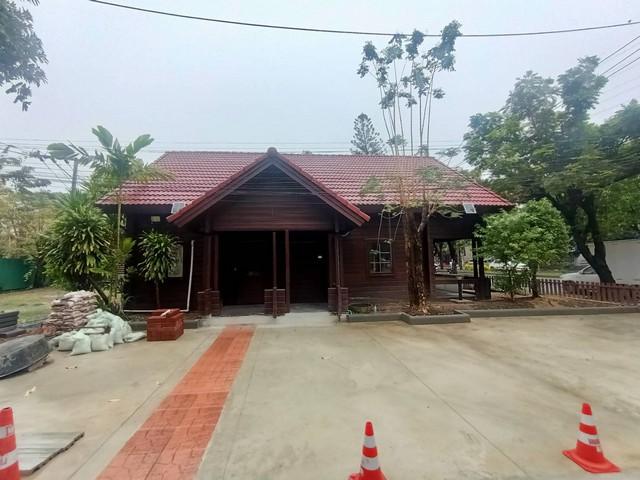 ให้เช่าบ้านเดี่ยว 2 ชั้น 220 ตรว. ติดถนนซอยพัฒนาการ 43 ทำเลดี ใกล้รถไฟฟ้าสายสีเหลือง และทางด่วน เหมาะทำโชว์รูม ออฟฟิศ สปา