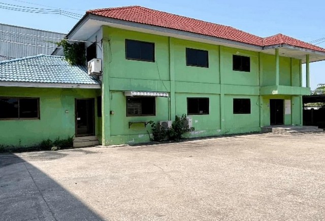 ให้เช่าโกดัง 1900 ตารางเมตร มีใบอนุญาต ร.ง.4  ซอยวัดนครชื่นชุ่ม พุทธมณฑลสาย 4