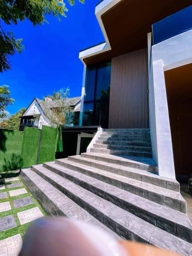 โซนวังตาล พูลวิลล่าวิวสวย ให้เช่า 120,000 บาท 600 ตรว. หางดง สไตล์โมเดิร์น บ้านสวย บรรยากาศดี ใกล้เมือง ไปสนามบิน เพียง 15 นาที