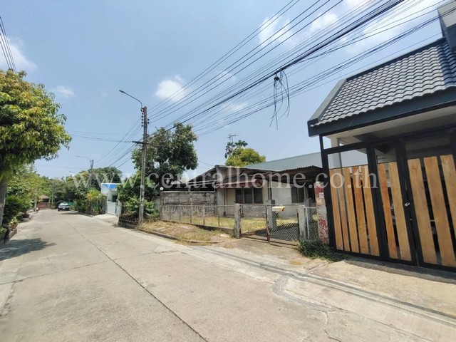 B1 บ้านแฝด หมู่บ้านนักกีฬา กรุงเทพกรีฑา ราคาถูก 45 ตารางวา