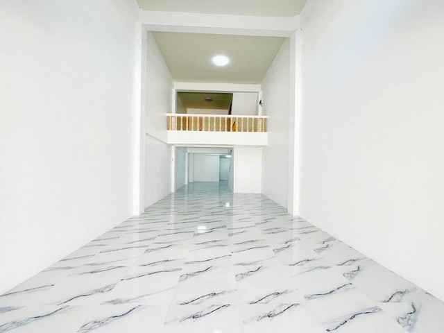 ตึกแถว มินิมอล 3 ชั้น ค้าขายได้ ตลาดวัดลุ่ม โซนสองพี่น้อง ผ่อน 6000 บาท