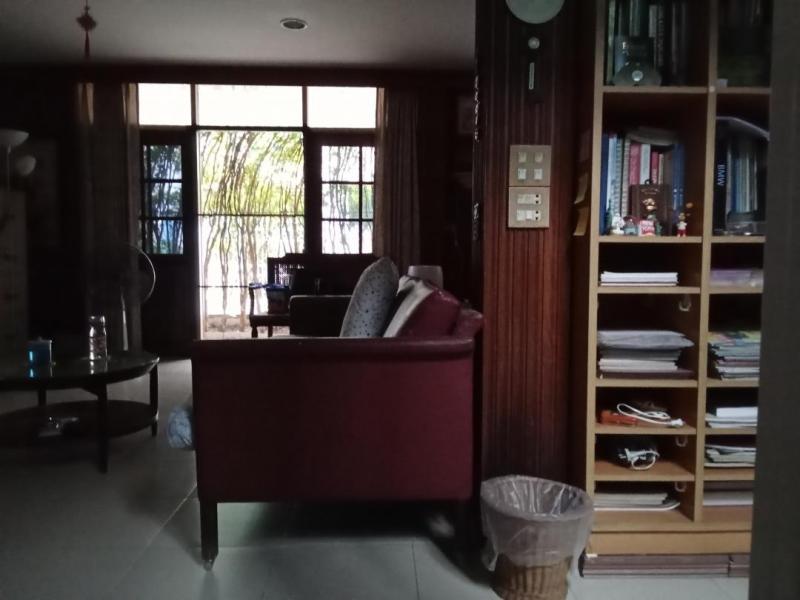 ขายทาวน์โฮม2ชั้นย่านเอกมัย12  33 ตร.ว.ใกล้ทองหล่อ ดองกิมอลล์ BTSเอกมัย