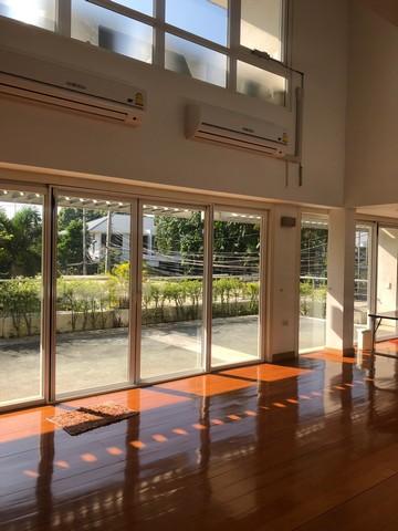 EPL-HR3556 ให้เช่าโฮมออฟฟิศขนาดใหญ่ 4 ชั้น ซอยสุขุมวิท 62 ใกล้BTSบางจาก ที่ดิน 200 ตารางวา พื้นที่ใช้สอย 700 ตารางเมตร  6 ห้องนอน