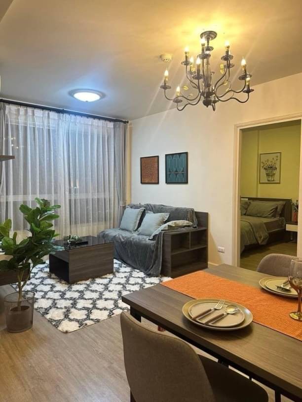 ห้องสวย สุดคุ้ม ขาย 2.79 ล้าน ดีคอนโด พิงค์ 37 ตรม. วิวสระน้ำ​ ห้องสวย ตกแต่ง เฟอร์นิเจอร์ครบ ติดกับเซ็นทรัลเฟสติวัล เดินเพียง 5 นาที