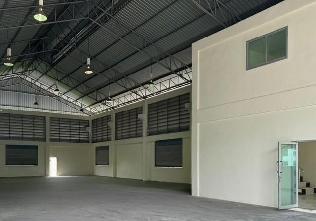 ให้เช่าโกดัง 750 ตรม.และสำนักงาน2ชั้นโครงการสุวรรณบุตรถนนตำหรุ-บางพลี
