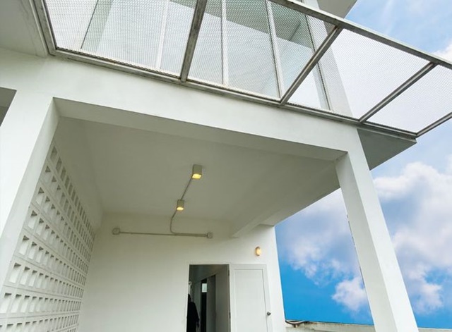 ระเบียงดาดฟ้า โฮมออฟฟิศ 3ชั้น 58 ตรว.ให้เช่า มอเตอร์เวย์ สนามบิน สุวรรณภูมิ 6นอน ร่มเกล้า 6น้ำ  400 ตรม. ARL ลาดกระบัง 