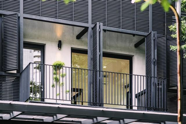 ให้เช่าบ้านเดี่ยว 2 ชั้น 75 ตรว. ย่านสุขุมวิท ใกล้ BTS พร้อมพงษ์ และเอ็มควอเทียร์ เหมาะอยู่อาศัยหรือทำโฮมออฟฟิศ