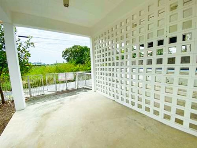 สนามบิน สุวรรณภูมิ 6นอน ร่มเกล้า 6น้ำ โฮมออฟฟิศ 3ชั้น ให้เช่า มอเตอร์เวย์  ระเบียงดาดฟ้า 58 ตรว. 400 ตรม. ARL ลาดกระบัง