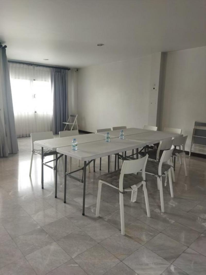 ให้เช่าอาคารพาณิชย์ 4 ชั้น สุขุมวิท101ปุณวิถี17 บางจาก พระโขนง 10 ห้องนอน 8 ห้องน้ำจอดรถได้ 5 คัน พร้อมเครื่องปรับอากาศเฟอร์นิเจอร์