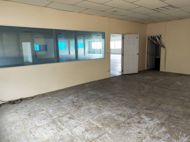 WH  181ให้เช่า  อาคาร ลาดพร้าว โพธิ์แก้ว  ขนาดพื้นที่    1,000   ตรม.ราคา   125,000   บาท/เดือนสนใจติดต่อ  คุณเจี๊ยบ  Tel. 0936785948   Tel. 0944485038  id :jeab_chickอาคารห้องน้ำ10  ที่จอดรถการเดินทาง  ออกได้หลายทาง โพธิ์แก้วลาดพร้าว 101นวมินทร์  111โยธินพัฒนาเลียบด่วนสถานที่ใกล้เคียง คริสตัล ดีไซน์ เซ็นเตอร์ ( CDC )เลียบทางด่วนรามอินทราThe Walk ที่ตั้ง   ถนนโพธิ์แก้ว   แขวงคลองจั่น   เขตบางกะปิ  กรุงเทพมหานคร#ให้เช่า #ขาย #ใ