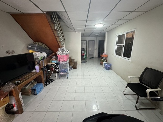 P1 ทาวน์เฮ้าส์ พระปิ่น 7 เฟส 3 คลองหนึ่ง รีโนเวทต่อเติมเต็ม