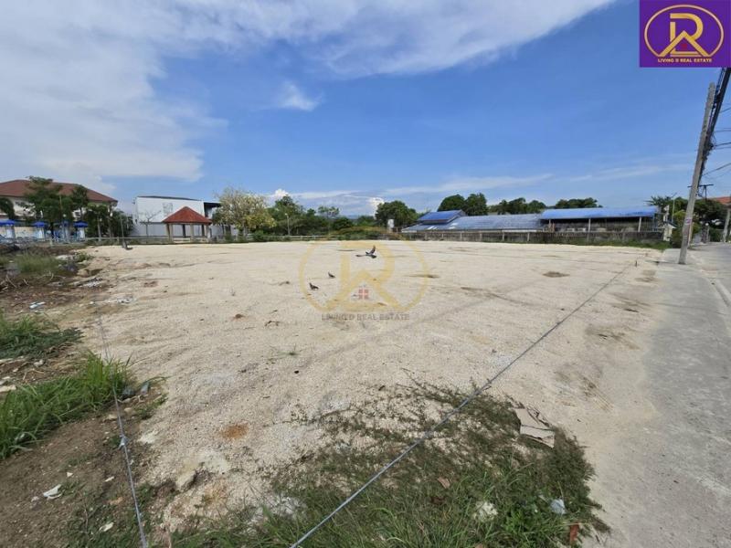 จองด่วน! มีเพียง 4 แปลงเท่านั้น! ขายที่ดินเหมาะสร้างบ้าน ติดสวนลานคนเมือง ถ.พระยาสัจจา ซ.นารถมนตเสวี 6 ต.เสม็ด อ.เมืองชลบุรี จ.ชลบุรี