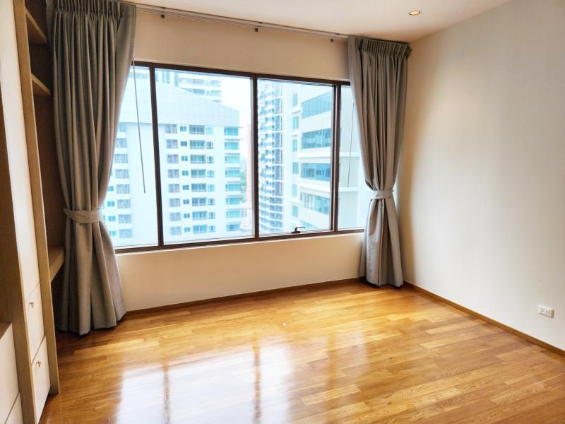 ให้เช่า คอนโด THE EMPORIO PLACE สุขุมวิท 24 ใกล้รถไฟฟ้า BTS พร้อมพงษ์ และ โรงพยาบาลสมิติเวช