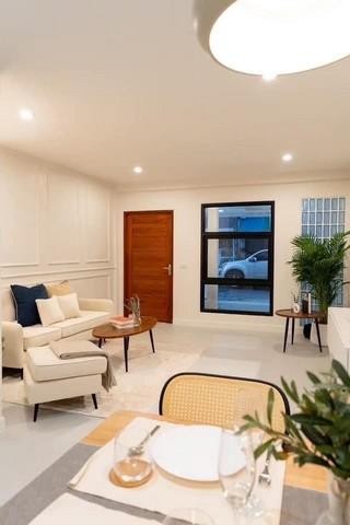 POR4456 ขายทาวเฮาส์ 2 ชั้น 26 ตรว. ซอยนวมินทร์ 74 โซนเกษตรนวมินทร์ หน้าบ้านทิศใต้ รีโนเวทใหม่ทั้งหลัง  รามอินทรา เขตคันนายาว