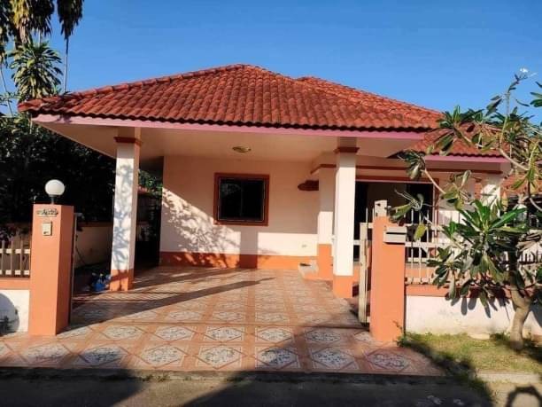 สุดคุ้ม ขายถูกสุดๆ เพียง 1.5 ล.เท่านั้น 49 ตรว. บ้านชั้นเดียว สันทราย สันป่าเปา บ้านสภาพใหม่ น้ำไม่ท่วม เพื่อนบ้านน่ารัก บรรยากาศดี ร่มรื่น