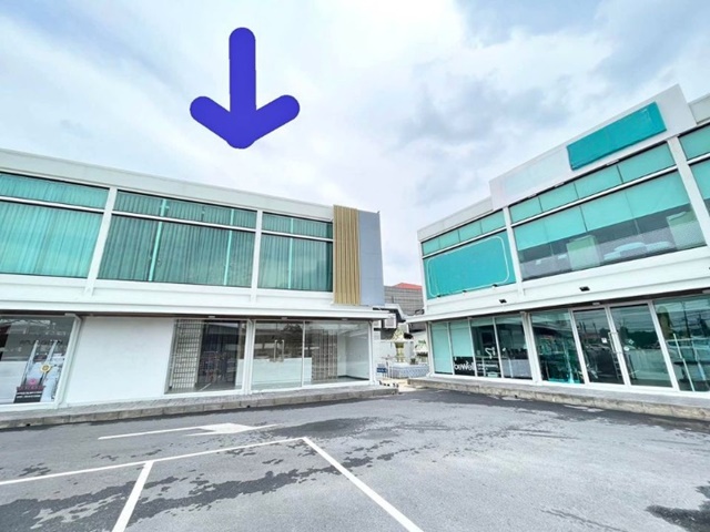 ลีนิคทำฟัน สปา ถนนราชพฤกษ์ ให้เช่า อาคารพาณิชย์ 2ชั้น 3-4  ห้องตรวจ 2น้ำ  เดอะเซอเคิ้ล 120ตรม. รถไฟตลิ่งชั่น  พรานนก กาญจนาภิเษก