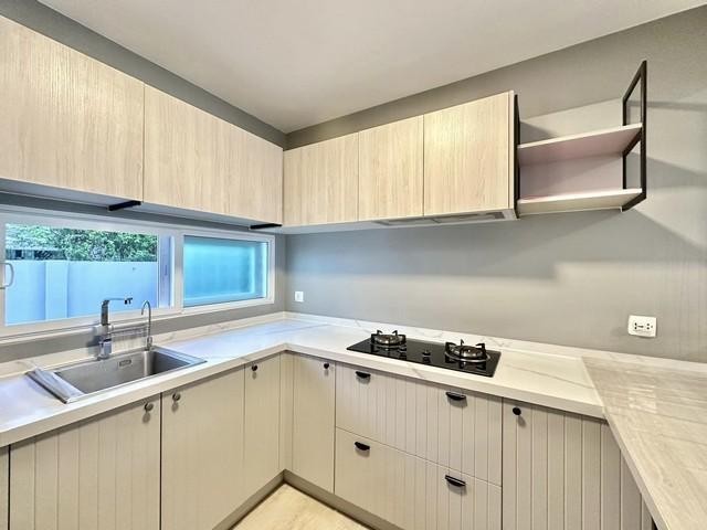 PO913 ให้เช่า บ้าน anya อัญญ่า ถนนบางนา-รามคำแหง 2 ตกแต่งเฟอร์นิเจอร์ครบพร้อมอยู่ ใกล้เมกาบางนา ทิศเหนือ