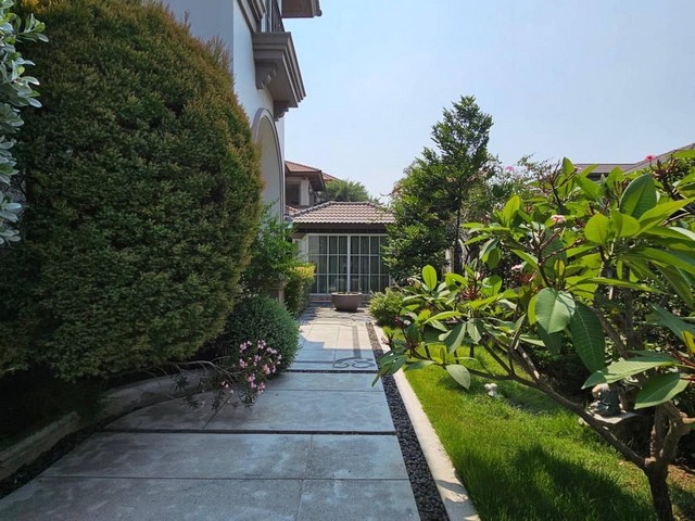 ขายบ้านเดี่ยว นันทวัน บางนา กม7 โครงการหรู ใกล้ห้าง Mega bangna 140 ตารางวา ด่วน