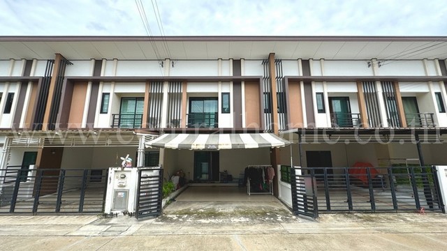 ทาวน์โฮม บ้านฟ้ากรีนเนอรี่ ปิ่นเกล้า - สาย 5 ติดถนนบรมราชชนนี