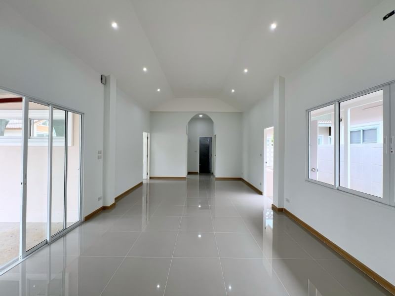 ขายบ้านเดี่ยวชั้นเดียว เริ่ม43ตรว. 3นอน2น้ำ 2.19ลบ. ฟรีโอน ตรงข้าม สนง.ที่ดินสารภี หมู่บ้านน้ำผึ้งวิลเลจ ต.หนองผึ้ง อ.สารภี เชียงใหม่