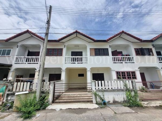 รหัสทรัพย์ : 5420ทาวน์เฮ้าส์ 2 ชั้น หลัง มศว.องครักษ์ ราคาถูกที่อยู่ ถนนรังสิต-นครนายก ต.องครักษ์ อ.องครักษ์ จ.นครนายกรายละเอียดทรัพย์ - ทาวน์เฮ้าส์ 2ชั้น เนื้อที่ 20.8 ตร.ว. - พื้นที่ใช้สอยประมาณ 90 ตร.ม.- 2 ห้องนอน 2 ห้องน้ำ 1 ห้องรับแขก- 1 ห้องทำงาน 1 ห้องครัว- 2 ที่จอดรถ บ้านหันทิศตะวันออก ทำเลใกล้เคียง- มหาวิทยาลัยศรีนครินทรวิโรฒ องครักษ์- มหาวิทยาลัยนา