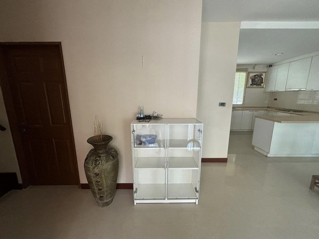 ให้เช่าบ้านเดี่ยว 2 ชั้น 2 ห้องนอน วิลล่า อะคาเดีย ศรีนครินทร์ (Villa Arcadia Srinakarin) ใกล้ MRT ศรีแบริ่ง ราชวินิตบางแก้ว เมกะบางนา