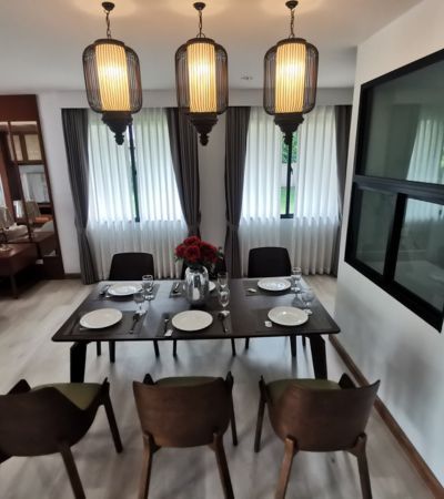 บ้านเดี่ยว 2 ชั้น หลังใหม่ ในโครงการ ร้อยจันทร์ เนสท์ (Roychan Nest) สไตล์ล้านนา เครื่องใช้ไฟฟ้าครบ เฟอร์นิเจอร์ครบ