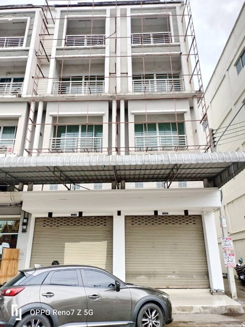  ให้เช่าโชว์รูมสินค้า คลอง1-5 สุกี้ตี๋น้อย ลำลูกกา สายไหม อาคารพาณิชย์ 2 คูหา 4.5ชั้น  45ตรว. 720ตรม. จอดรถ6คัน สุขาภิบาล5