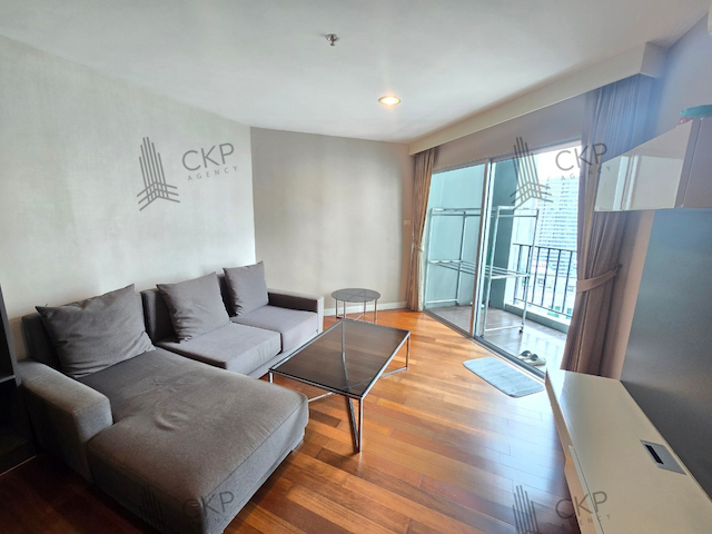 ขาย คอนโด เบล อเวนิว หลังเซ็นทรัลพระราม 9 ห้องกว้าง พร้อมเฟอร์นิเจอร์และเครื่องใช้ไฟฟ้า เดินทางสะดวก แขวงห้วยขวาง เขตห้วยขวาง กรุงเทพฯ สนใจติดต่อสอบถามได้ค่ะ รายละเอียด (Description) - ขนาด 69.50 ตร.ม.- อยู่ชั้นที่ 24 อาคาร A1- 2 ห้องนอน 1 ห้องน้ำ- เครื่องปรับอากาศ 3 เครื่อง- เตียง,ตู้,ไมโครเวฟ,เครื่องซักผ้า,ตู้เย็นการเดินทาง- ถนนรัชดาภิเษก  550 เมตร- ถนนพระราม 9  700 เมตร- MRT พระราม 9  700 เมตร-