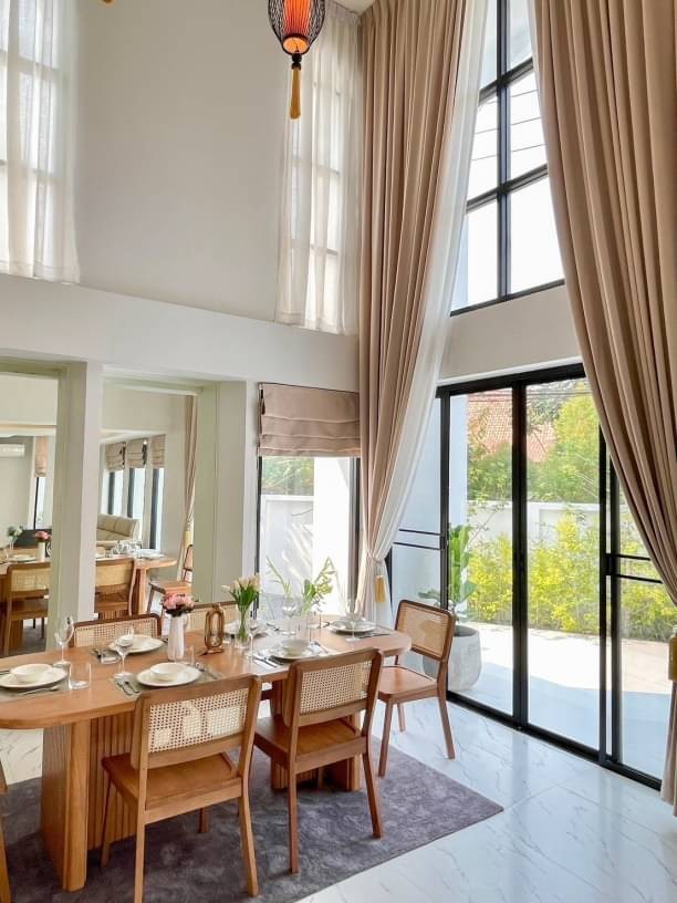 ขาย 14.9 ล้าน พูลวิลล่า รีโนเวทใหม่ 2 ชั้น 174 ตรว. เวิลด์คลับแลนด์ หนองควาย หางดง มีบ้าน 3 หลัง ในพื้นที่ พร้อมสระว่ายน้ำ ของแถมเยอะจุกๆ