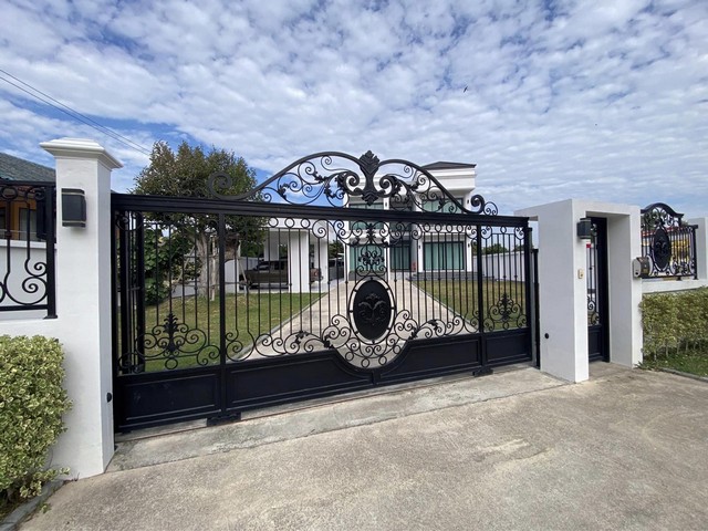 บ้านเดี่ยว 2 ชั้น 151 ตารางวา ตำบลนาตาขวัญ อำเภอเมือง จังหวัดระยอง