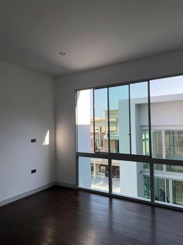 EPL-HS1299 ขายบ้านเดี่ยว 3 ชั้น  ถ. พรานนก-พุทธมณฑลสาย 4 โครงการเดอะมาร์ค เอ็กซ์ควิซิท ราชพฤกษ์-จรัญสนิทวงศ์ นื้อที่ 102.5 ตรว. 540 ตรม.