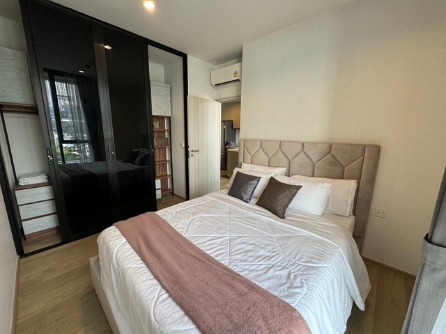 Sub1144ขายคอนโด Quinn sukhumvit 101 เฟอร์นิเจอร์ครบ ตกแต่งพร้อมอยู่ เจ้าของขายเอง ควินน์ สุขุมวิท101อยู่แล้วรวยเลขห้องปังมาก  ห้องกว้างเรเอ้าใหญ่ขาย 6.5 ล้านบาทขนาด 35 ตรม ชั้น 8 ถนนสุขุมวิท  ติด bts ปุณวิถี1ห้องนอน 1 ห้องน้ำ เฟอร์นิเจอร์ครบ ตกแต่งพร้อมอยู่Full furniture สถานที่ใกล้เคียง BTS ปุณณวิถี                    0 เมตร ปิยรมณ์ Community        0.5 ก.ม. Bangkok Mall                  2.2 ก.ม.   โรงพยาบาลไทยนครินทร์  5.5 ก.ม. Amenities - Swimming Pool - Sauna - Sky Lounge: Theater 