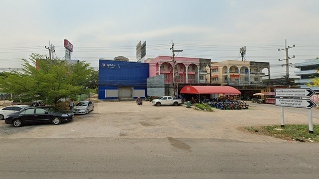 ขายด่วนที่ดินพร้อมอาคาร ขนาด 2 ไร่ 3 งาน  ถูกกว่าราคาประเมิน ติดถนนพหลโยธิน   อยู่ใจกลางเมืองนครสวรรค์   ZK307 