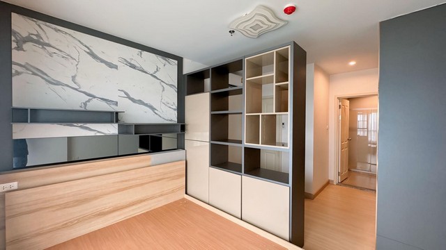 ขายคอนโดศุภาลัย เวอเรนด้า พระราม9 ขนาดห้อง 42 sqm ตึกB ชั้น 25 วิวสระว่ายน้ำ ค่าโอนคนล่ะครึ่ง