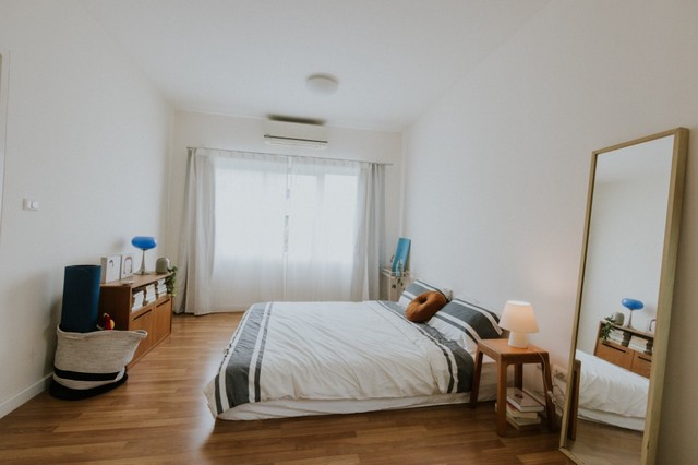 รหัสC6272 ให้เช่าทาวน์โฮม 3ชั้น โครงการทาวน์ อเวนิว ไทม์ ท่าข้าม16 town avenue time ถนนพระราม2**ให้เช่า**ราคาเช่า 20,000 บาท/เดือน (ประกัน2 ล่วงหน้า1)โทร : 095-823 9789 คิทLine id : candy.456Line Add Friend : https://line.me/ti/p/rHhjrvhm_zโทร : 091-782 8924 ต้นLine : seng.456Line Add Friend : https://line.me/ti/p/iHsUxP2Iทาวน์โฮม 3ชั้น โครงการทาวน์ อเวนิว ไทม์ ท่าข้าม16 town avenue time ถนนพระราม2เนื้อที่  36.10 ตารางวา3 ห้องนอน3 ห้องน้ำที่จอดรถ 2 คัน- ไม่รับสัตว์เลี้ยง- บ้านเปล่าและเฟอร์นิเจอร์บางส่