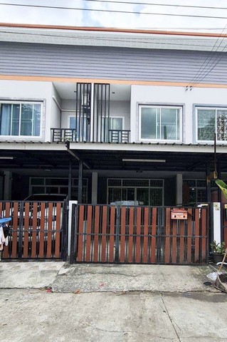 หมู่บ้านคณาทรัพย์  มีนบุรี   เช่าระยะสั้น 6 เดือน ได้   Tel.0936785948 