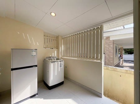 บ้านเดี่ยว 3 ห้องนอน , 2 ห้องน้ำ เนื้อที่ 75 วา แถมเฟอร์ฟรี หลายรายการ ตลิ่งงาม   อ.เกาะสมุย  สุราษฎร์ธานี