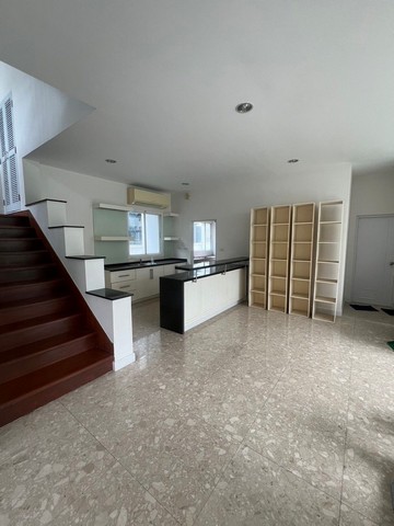 ขายบ้านเดี่ยว 3 ชั้น ม.แกรนด์ บางกอก บูเลอวาร์ด รัชดา-รามอินทรา